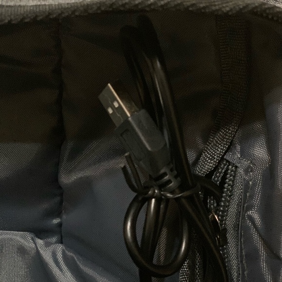 Multipurpose backpack - Picture 3 of 5